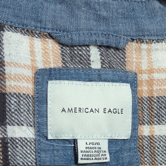 American Eagle Cozy Cabin Cropped Flannel - Picture 3 of 9
